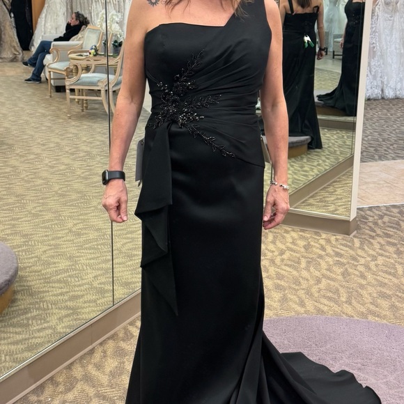 Marsoni Dresses & Skirts - Elegant Black Evening Gown